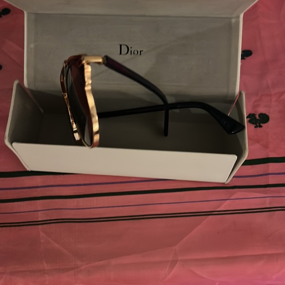 Christian Dior sunglasses - Picture 4 of 5
